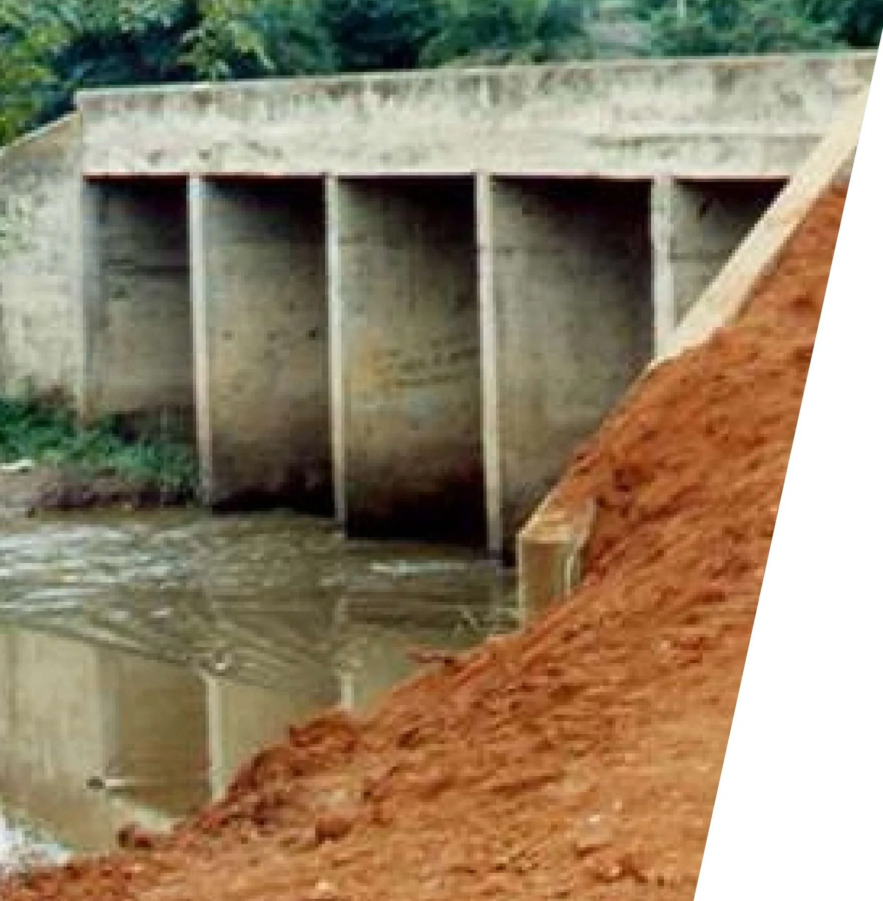 Travaux de drainage par ponceau cadre